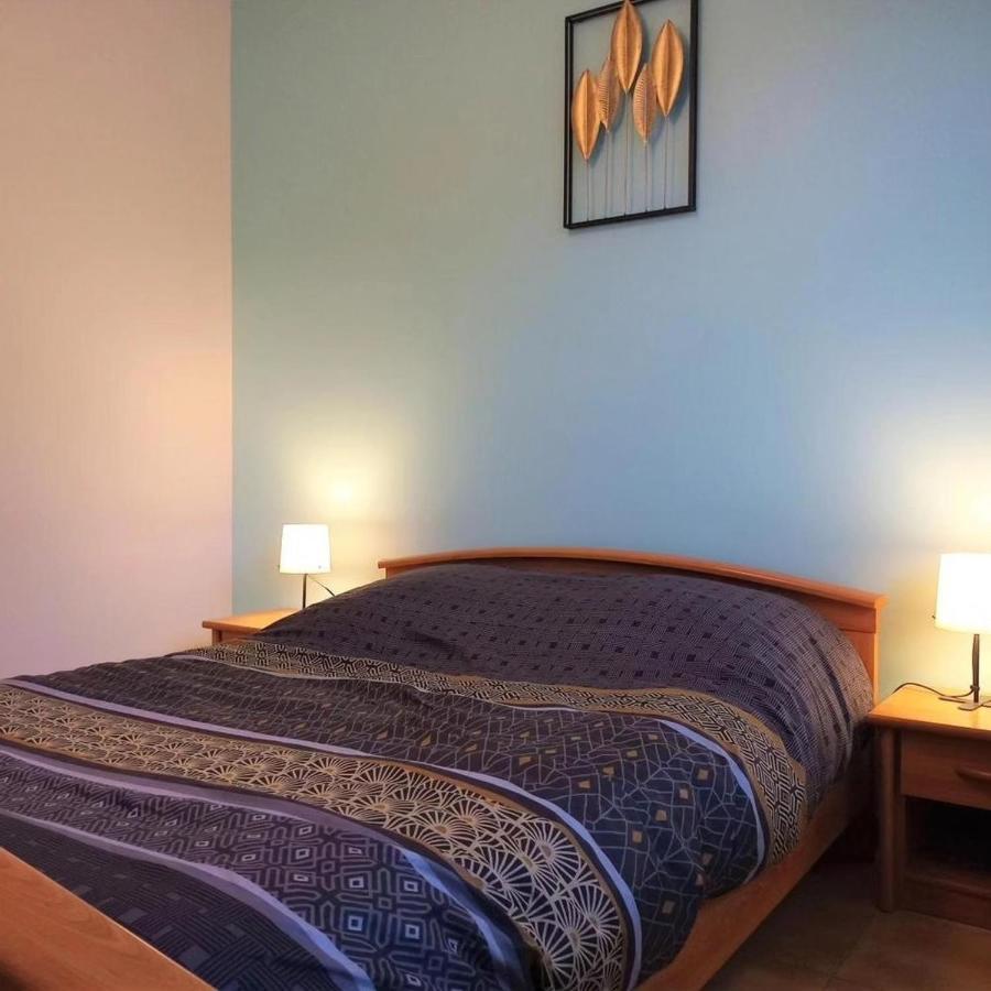 Du Petit Chemin Apartment